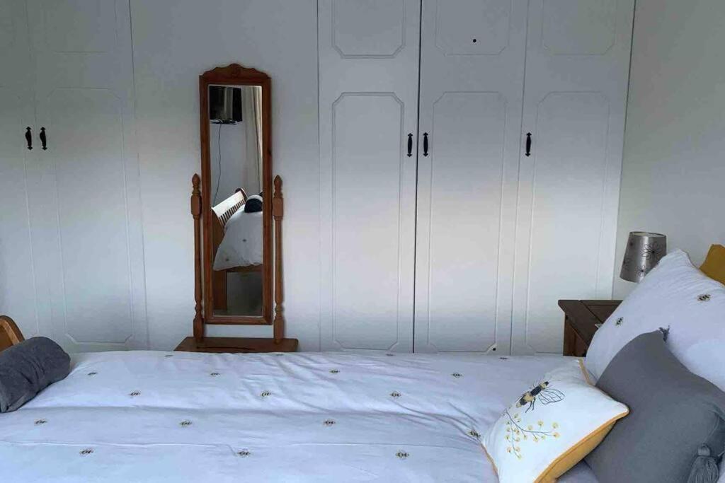 Bumblebee Cottage Донегол Экстерьер фото